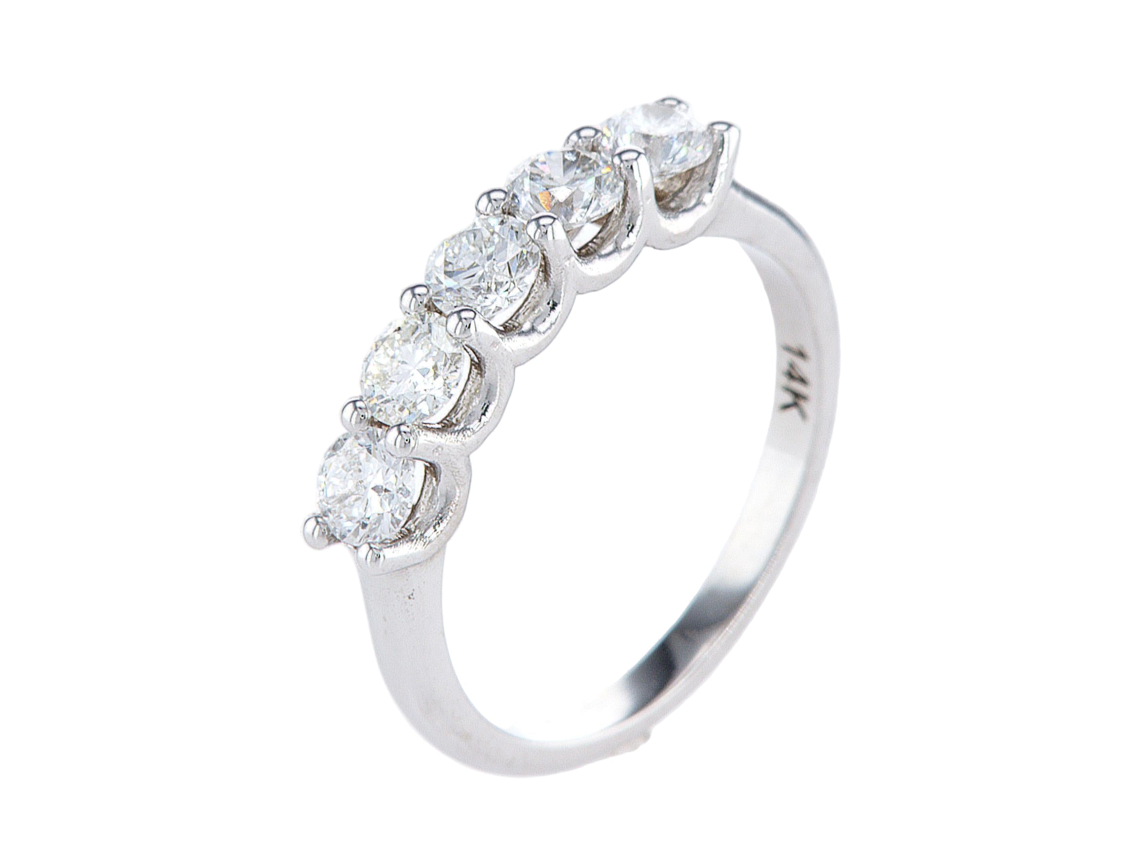 טבעת 5 יהלומים 1 קראט