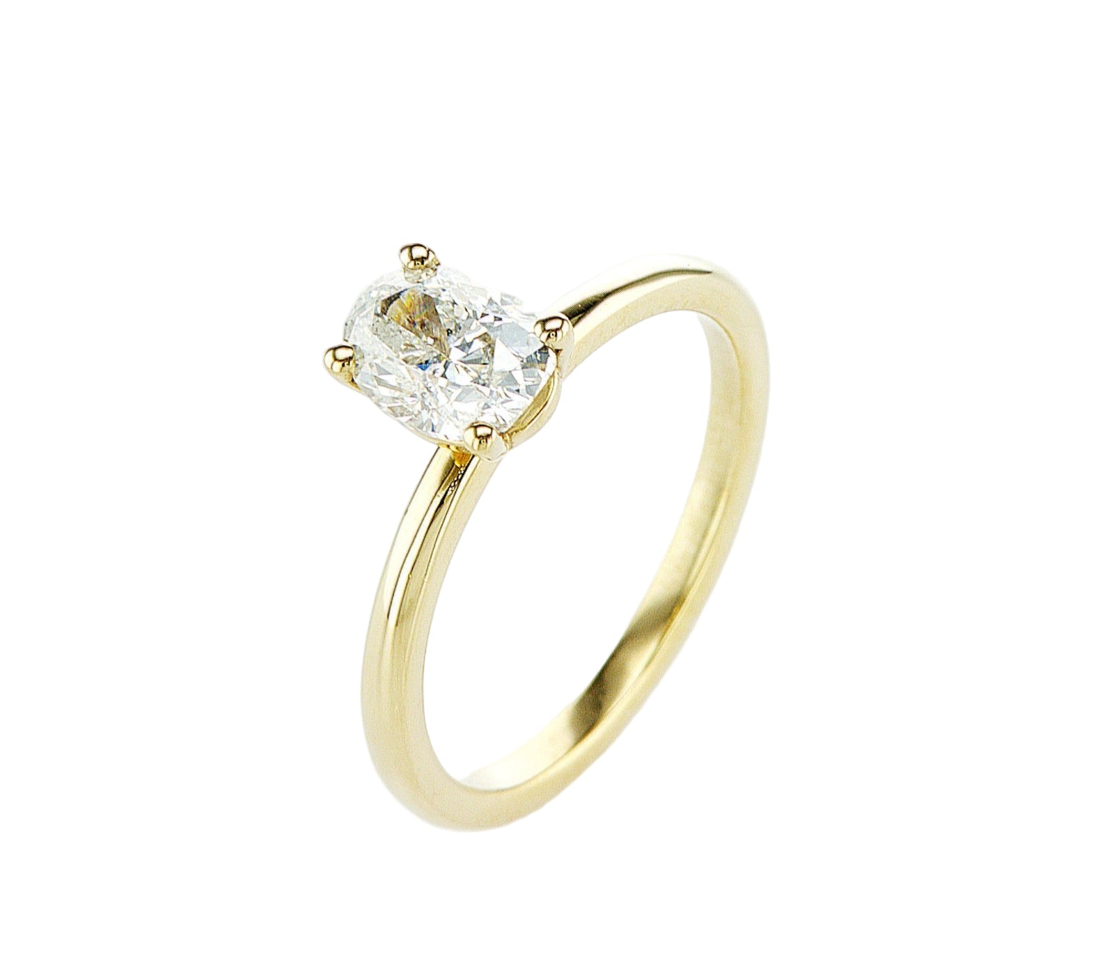 טבעת סוליטר אובל